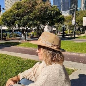 Meet your Posher, Kerry